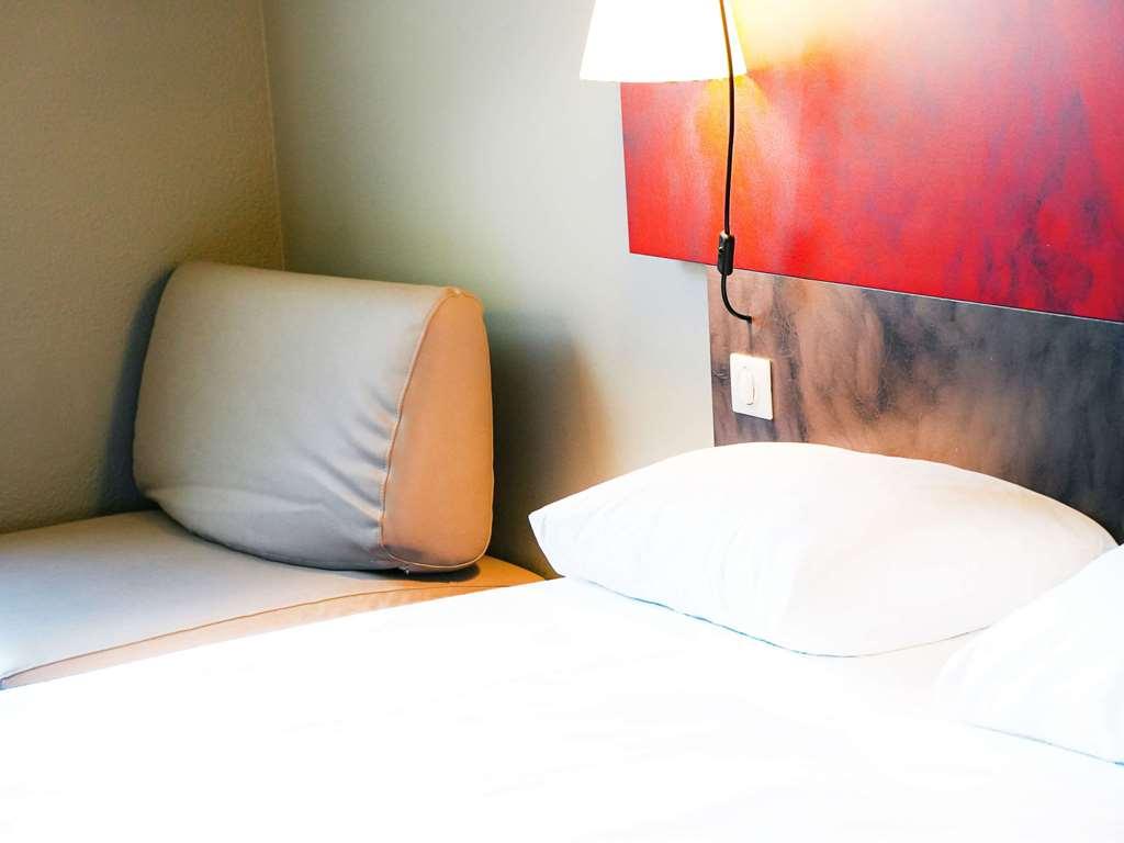 Ibis Caen Porte De Bretagne Bretteville-sur-Odon Номер фото